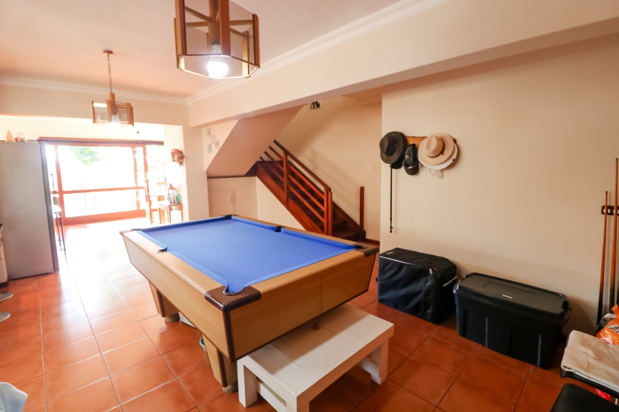5 Bedroom Property for Sale in Vincent Heights Eastern Cape